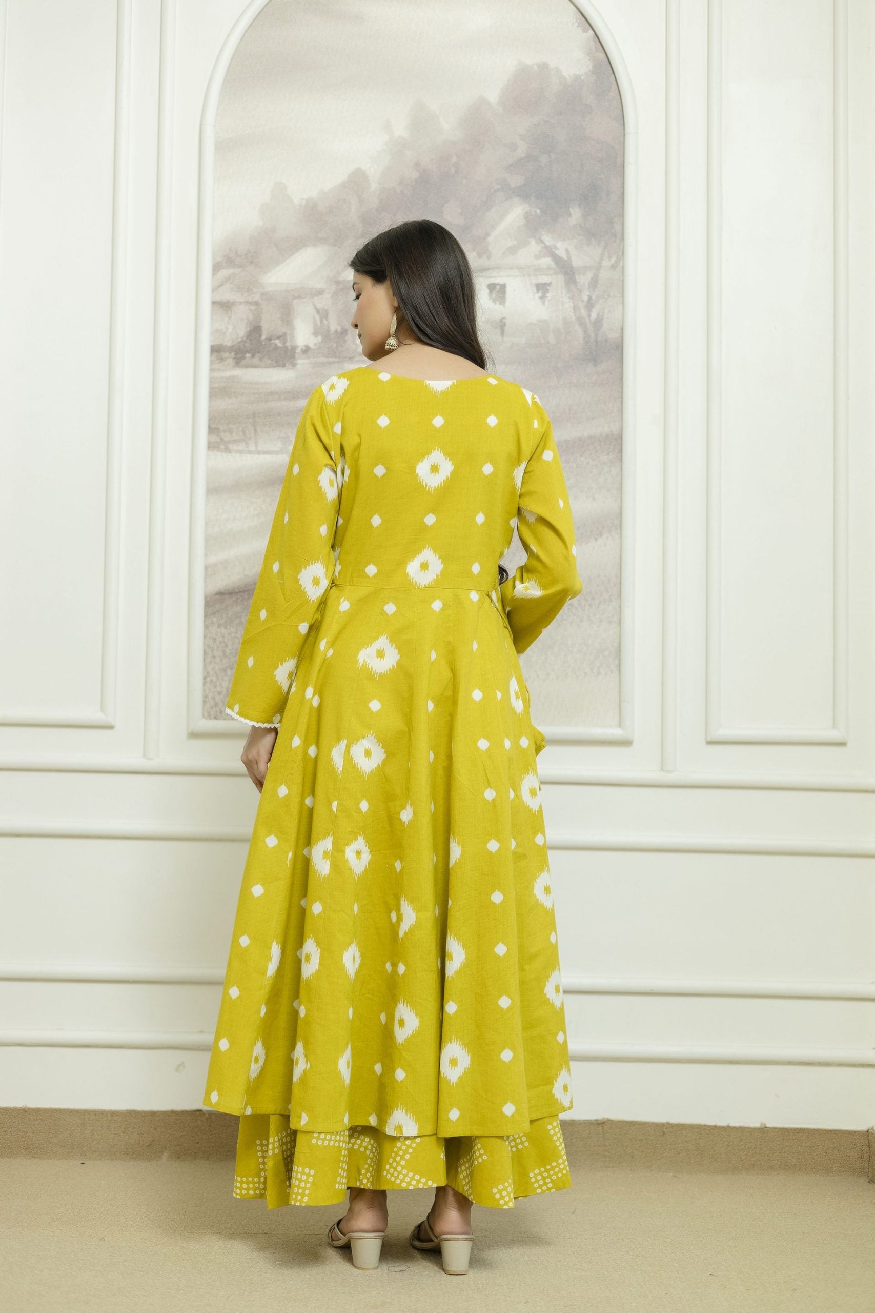 Yellow ethnic A-Line Dress with Geometric Patterns and Flared Sleeves 3