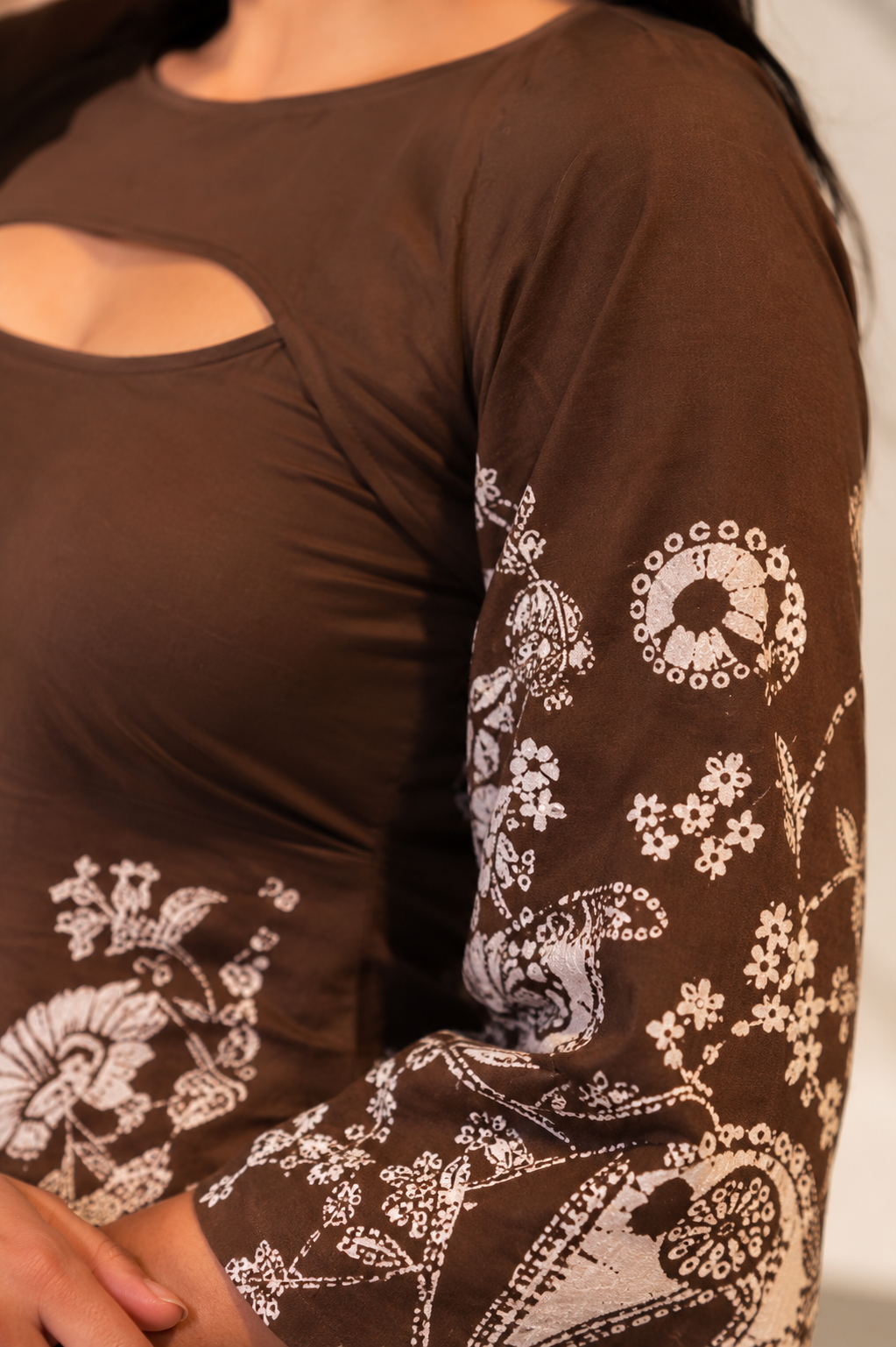 Sakhi 2-in-1 Style Kurti with Detachable Sleeves