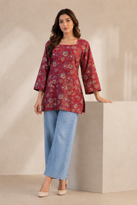 Nitya Women's Floral Printed Kurti Top