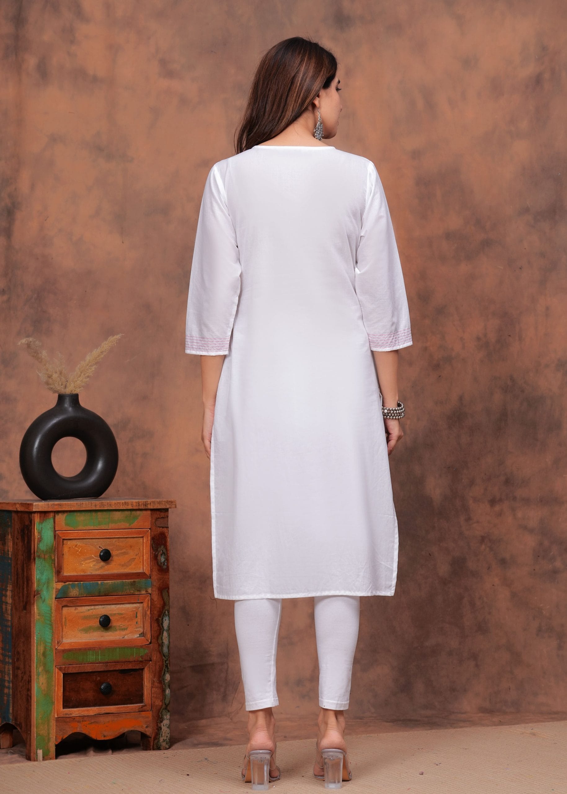 Zoya Cotton Pink Embroidery Straight Kurti - View 2