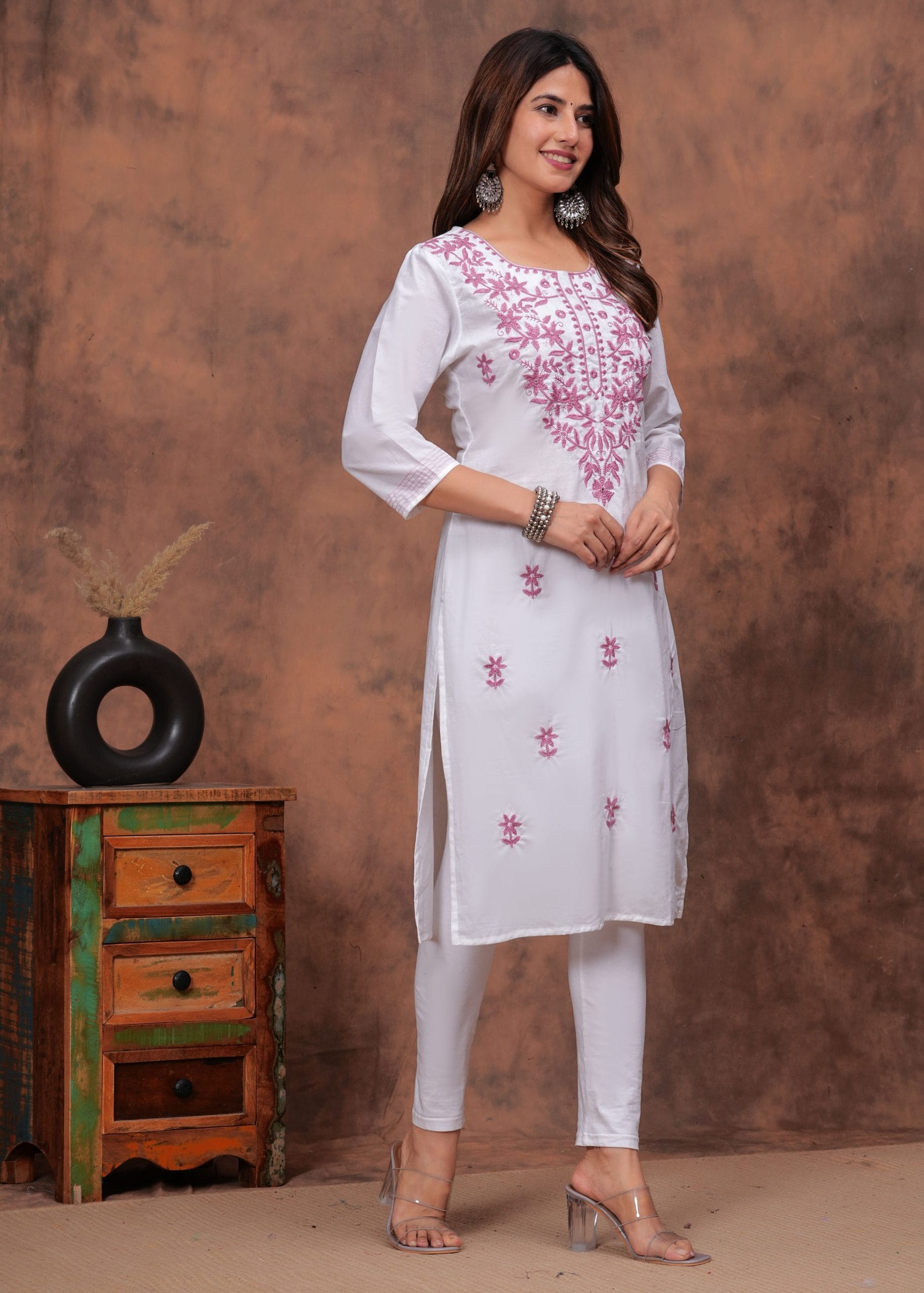 Zoya Cotton Pink Embroidery Straight Kurti - View 3