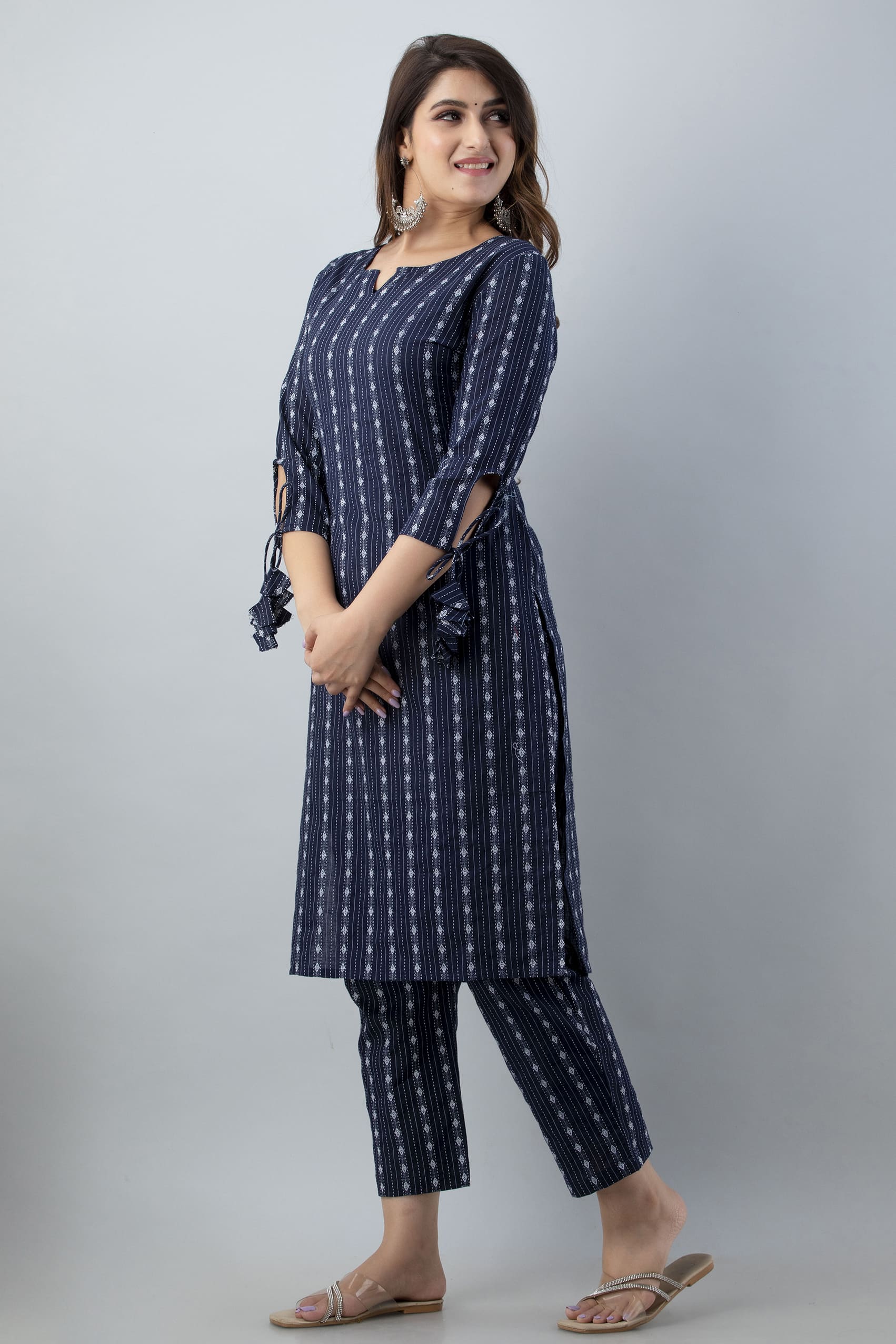 Navya Navy Blue Printed Kurti Pant Set - View 5