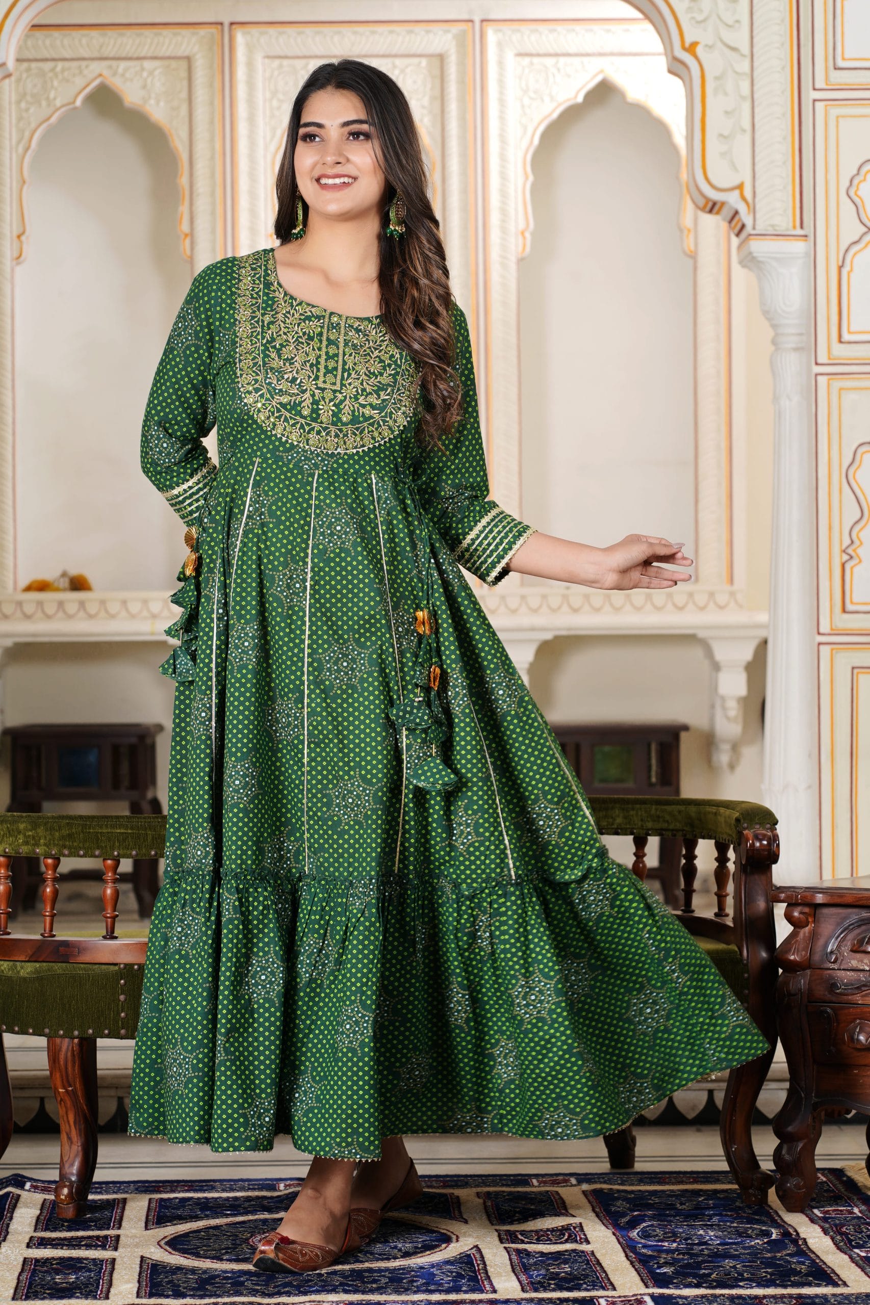 Aabha Green Embroidered Anarkali Dress - View 5