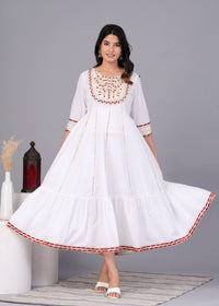 Aabha White Anarkali Kurta
