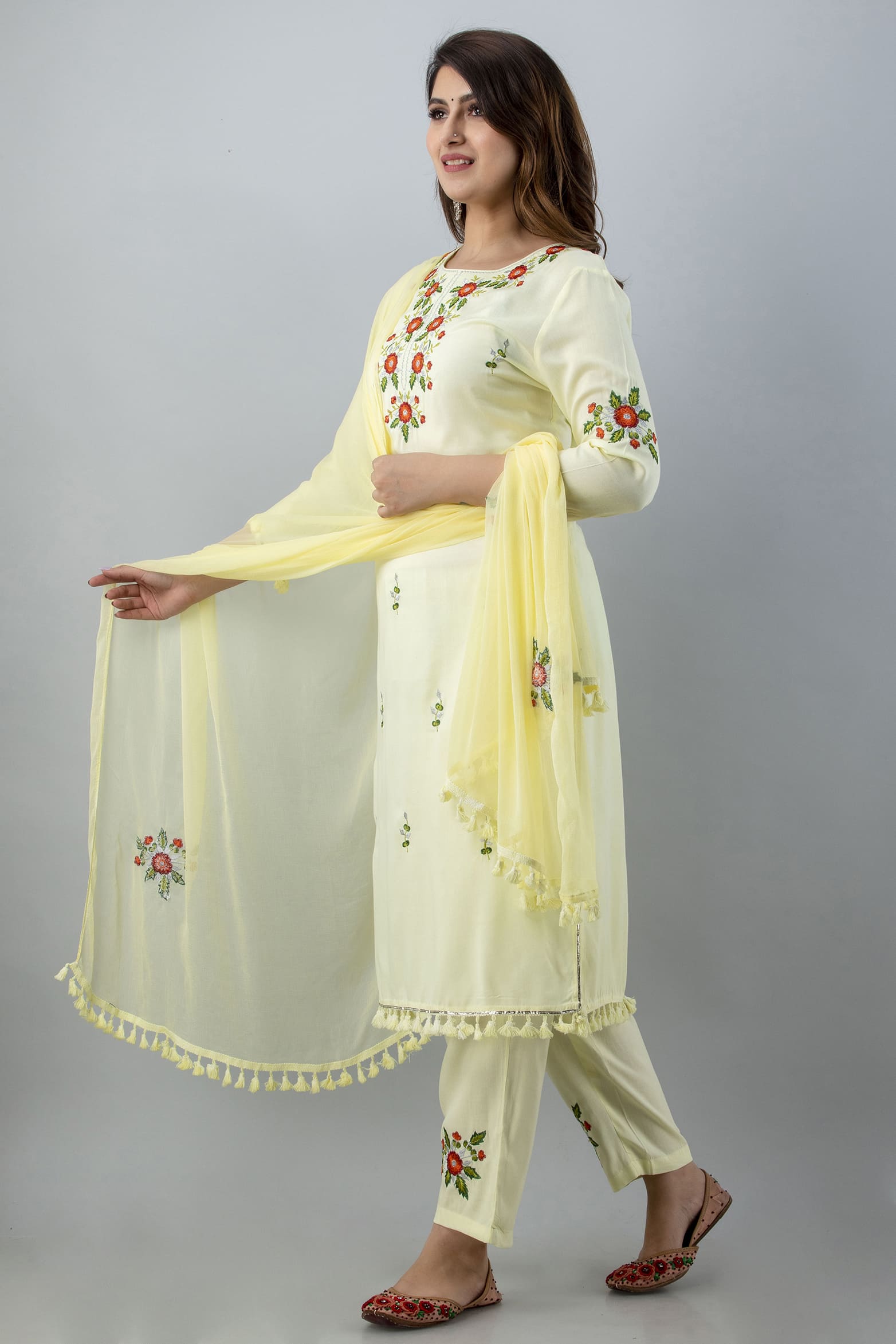 Beige Embroidered Kurta Pant Dupatta Set - View 4