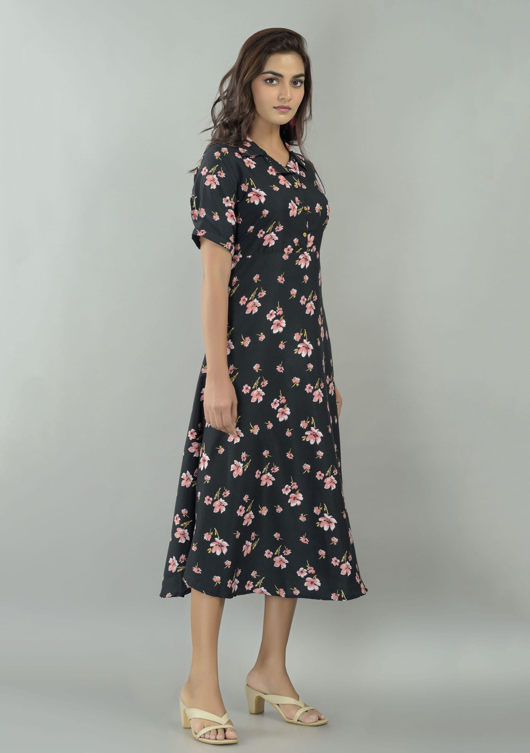 Aurelia Black Floral Maxi Dress - View 4