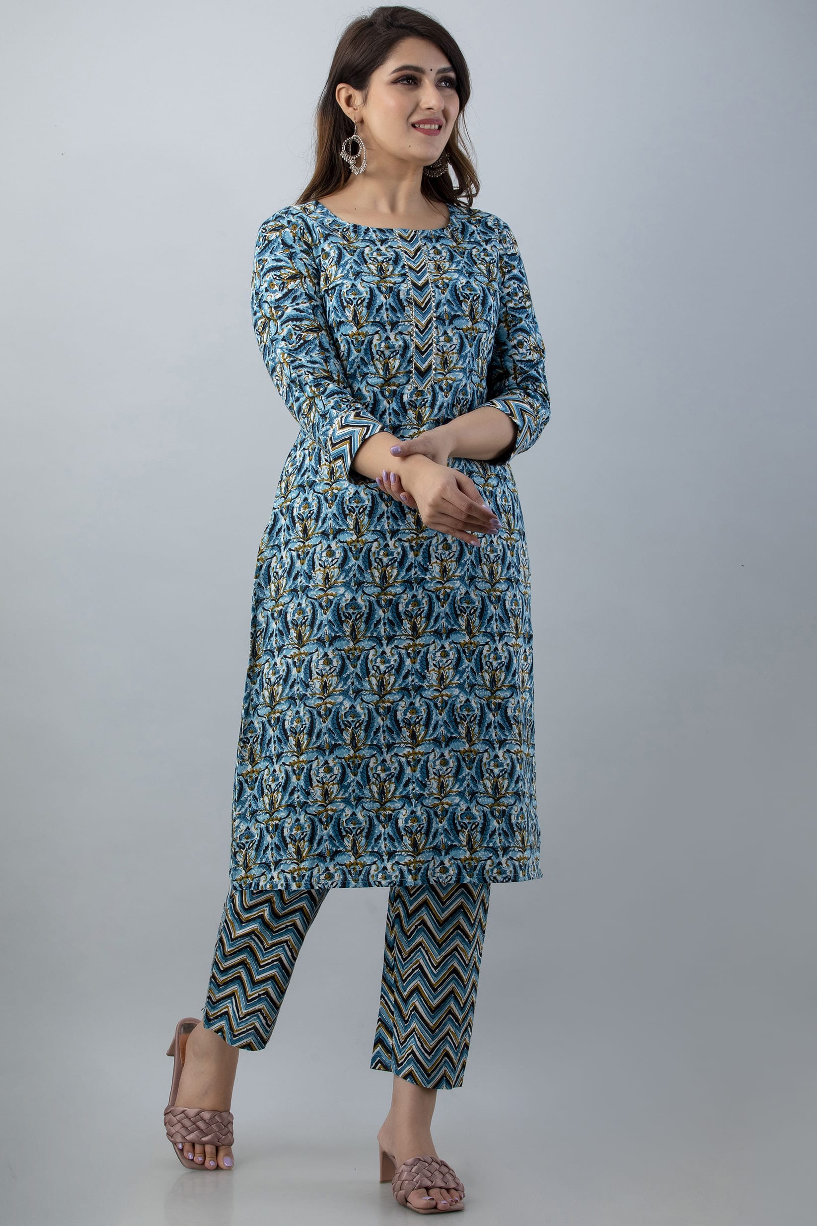Meta Title: Nayra Blue Straight Kurti Pant Set for Women by Vaaki