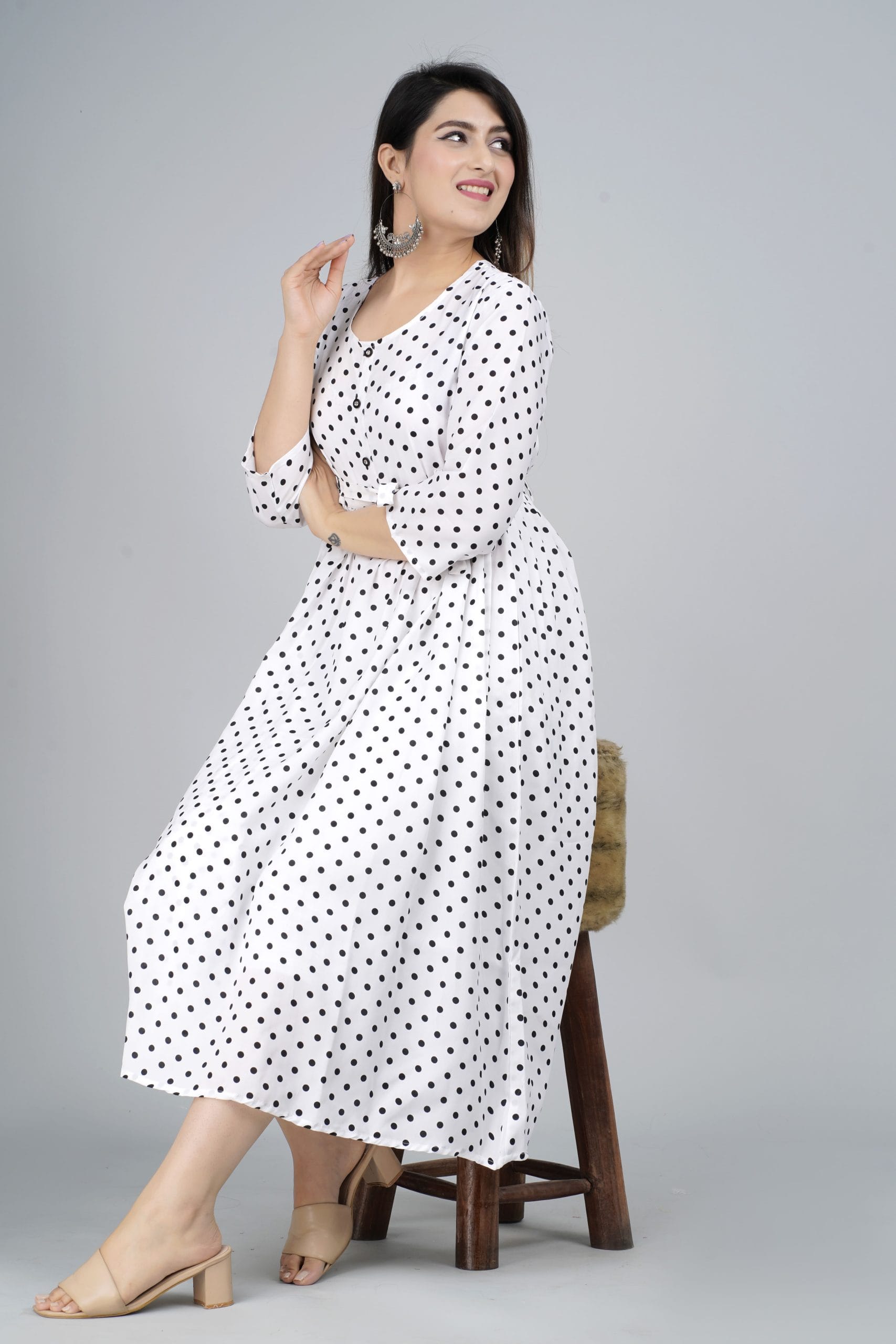 Avira White Belted Anarkali Kurti - View 5