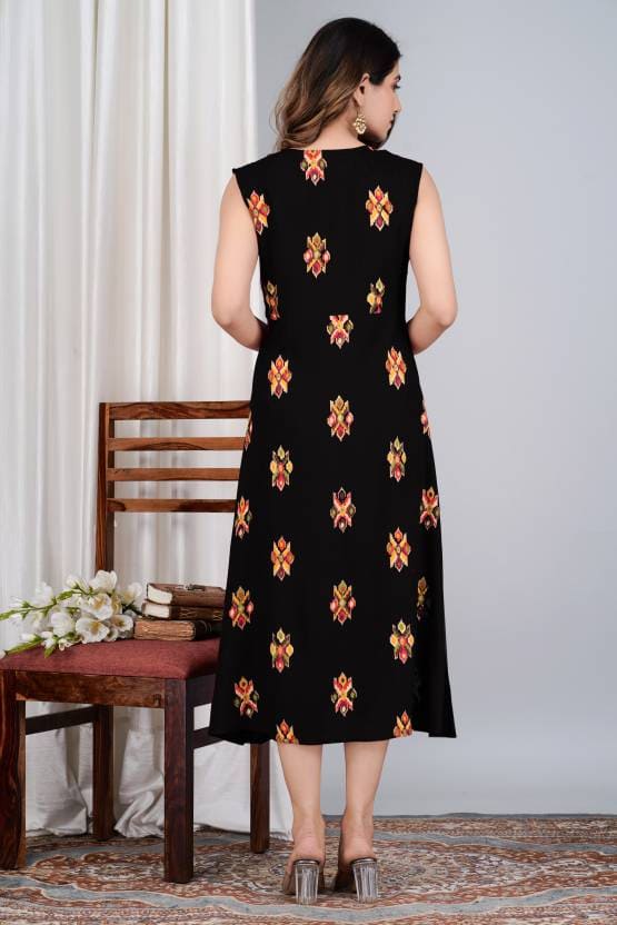 Rivaah Black Printed Flared Sleeveless Kurta - View 2