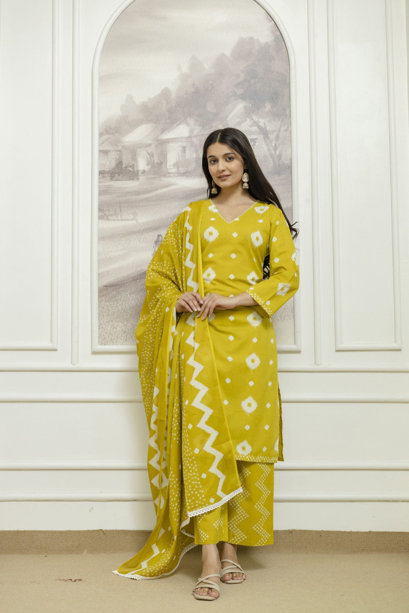 Vibrant Yellow Kurta Set with Geometric Patterns and Matching Dupatta - Vaaki 123