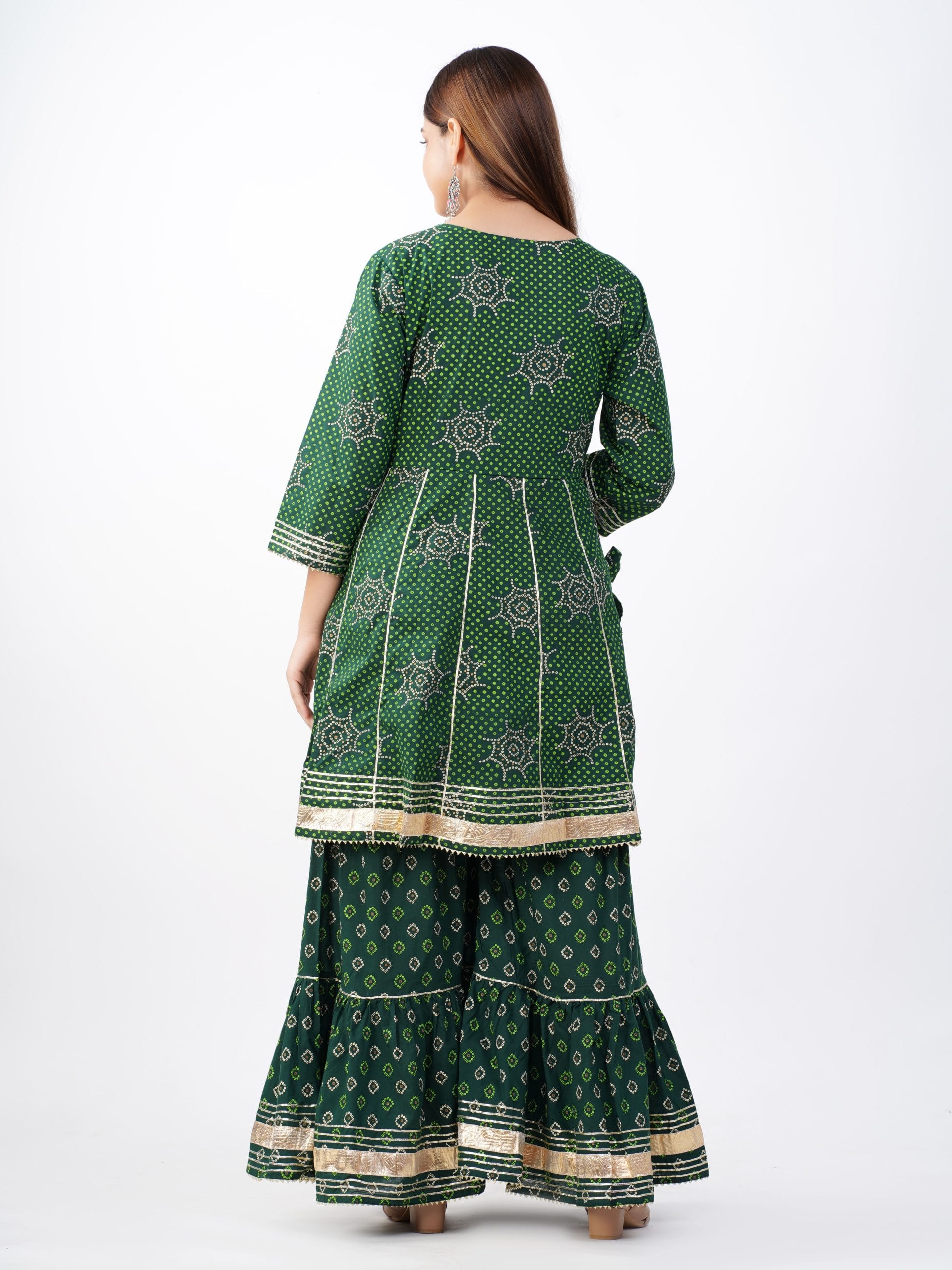 Zehra Green Kurta Sharara Dupatta Set - View 2