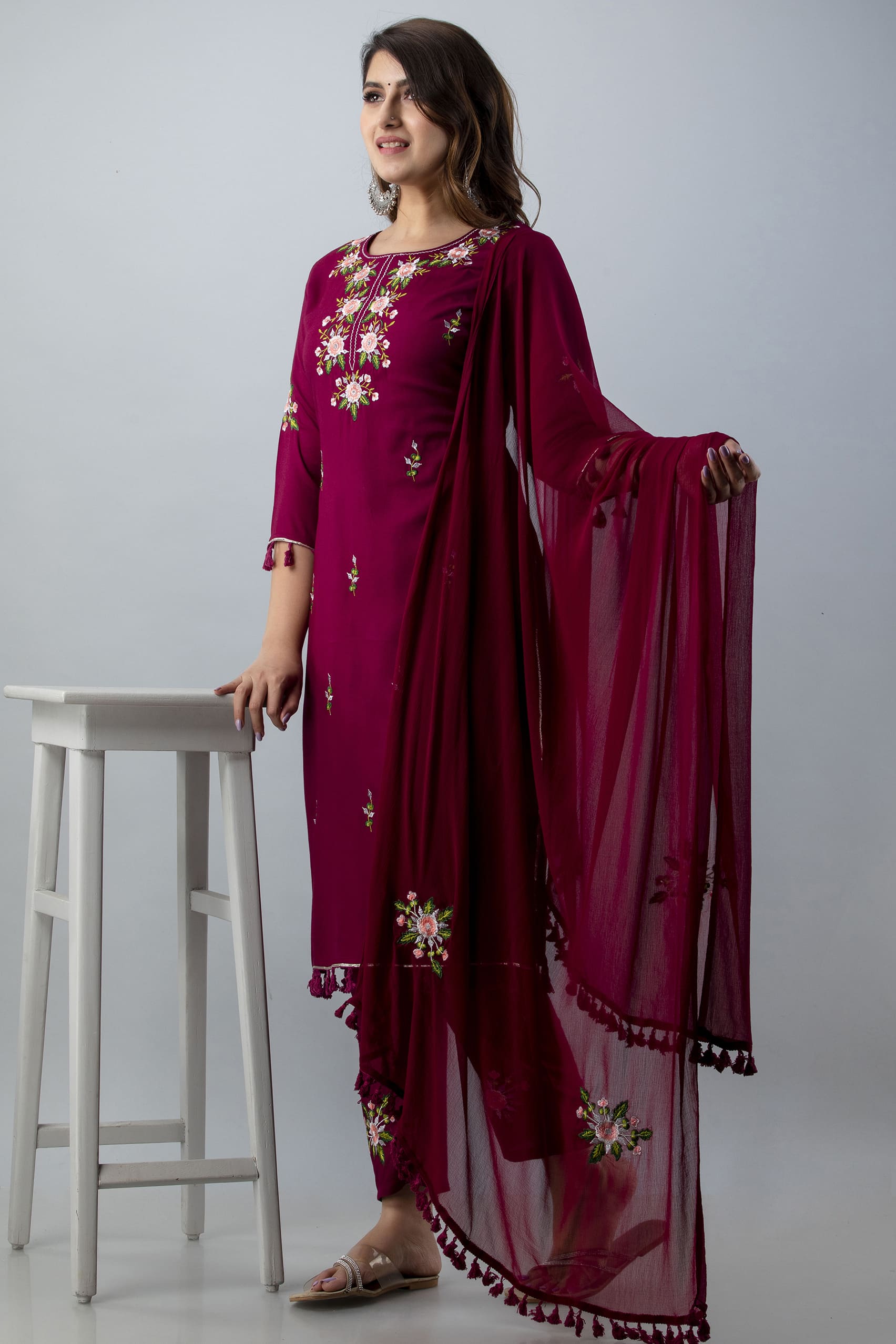 Wine Embroidered Rayon Kurta Set with Dupatta - View 5