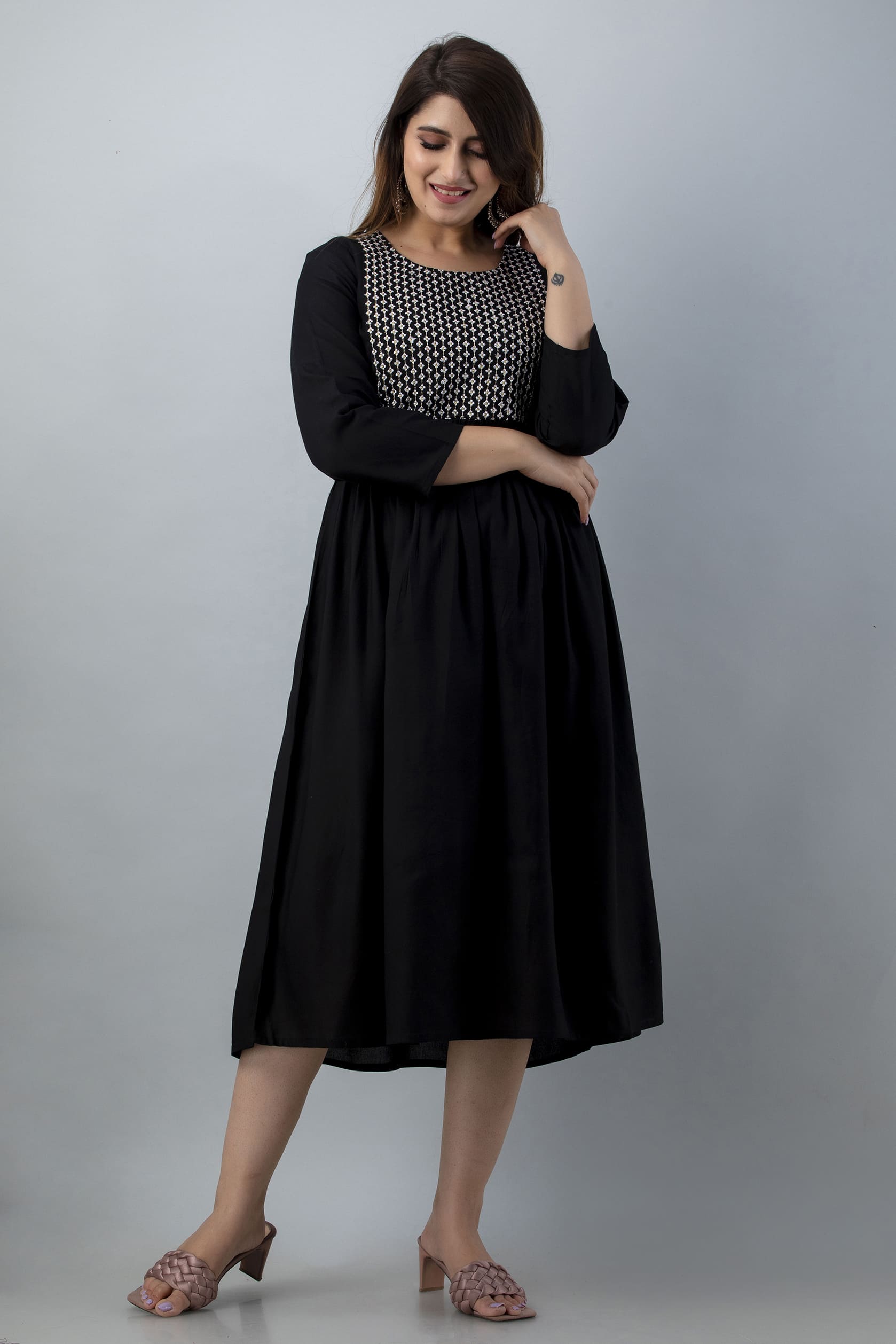 Mithya Black Flared Midi Kurta Dress - View 4