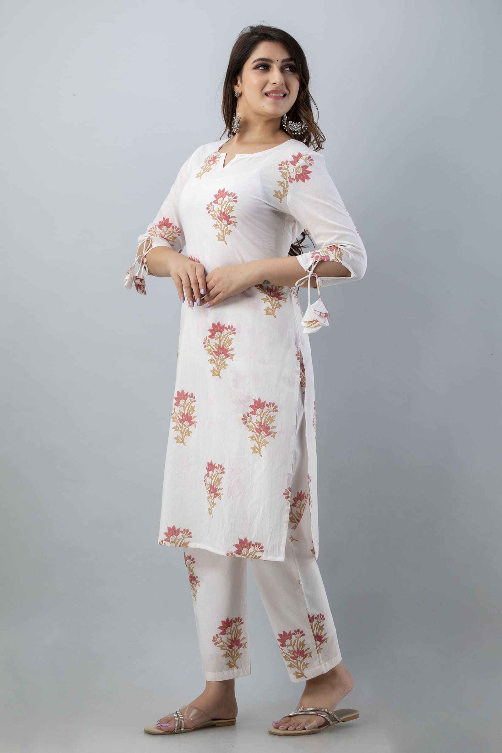 Nayra White Straight Kurti Pant Set - View 5