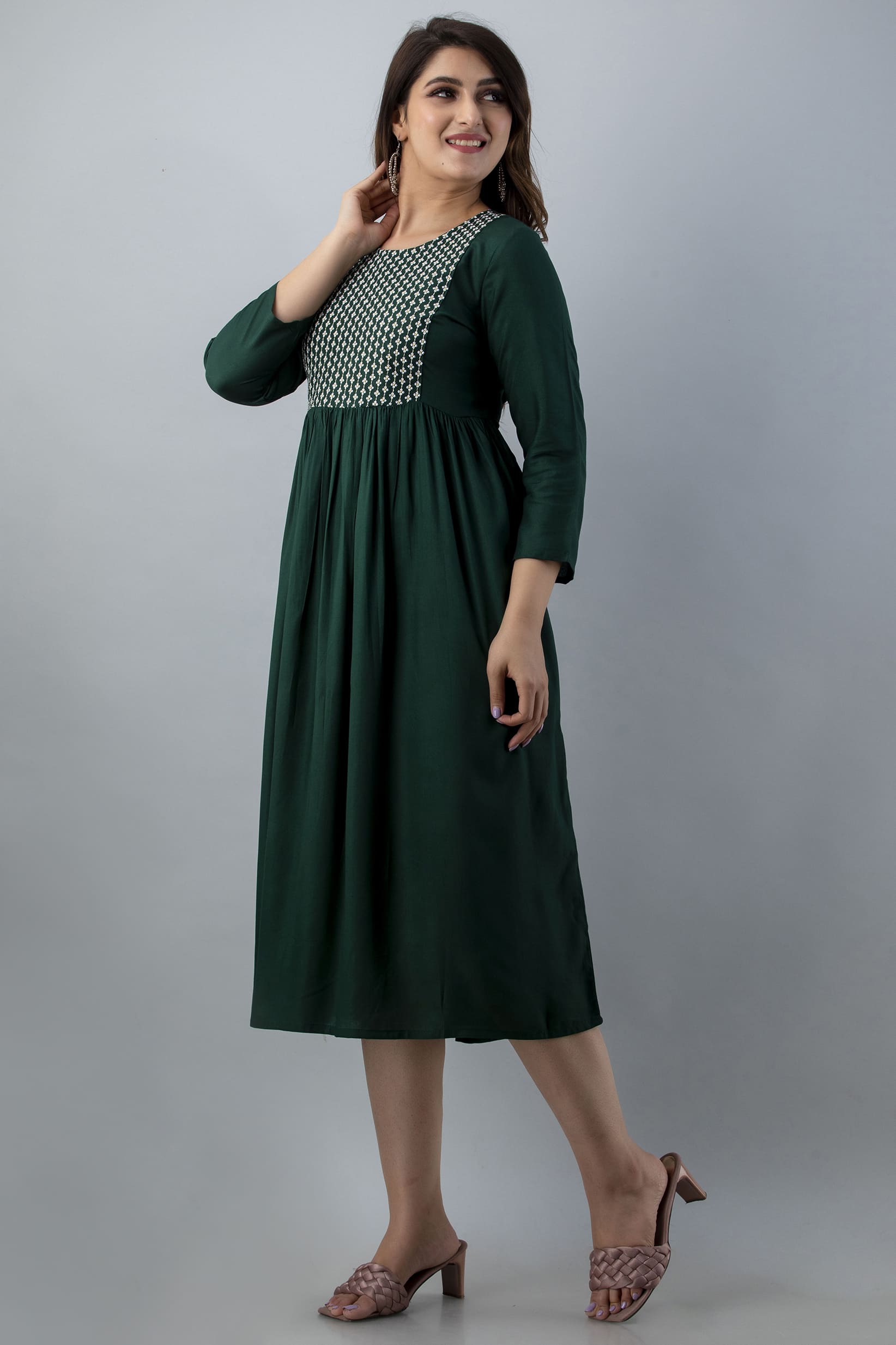 Mithya Bottle Green Flared Midi Kurta - View 5