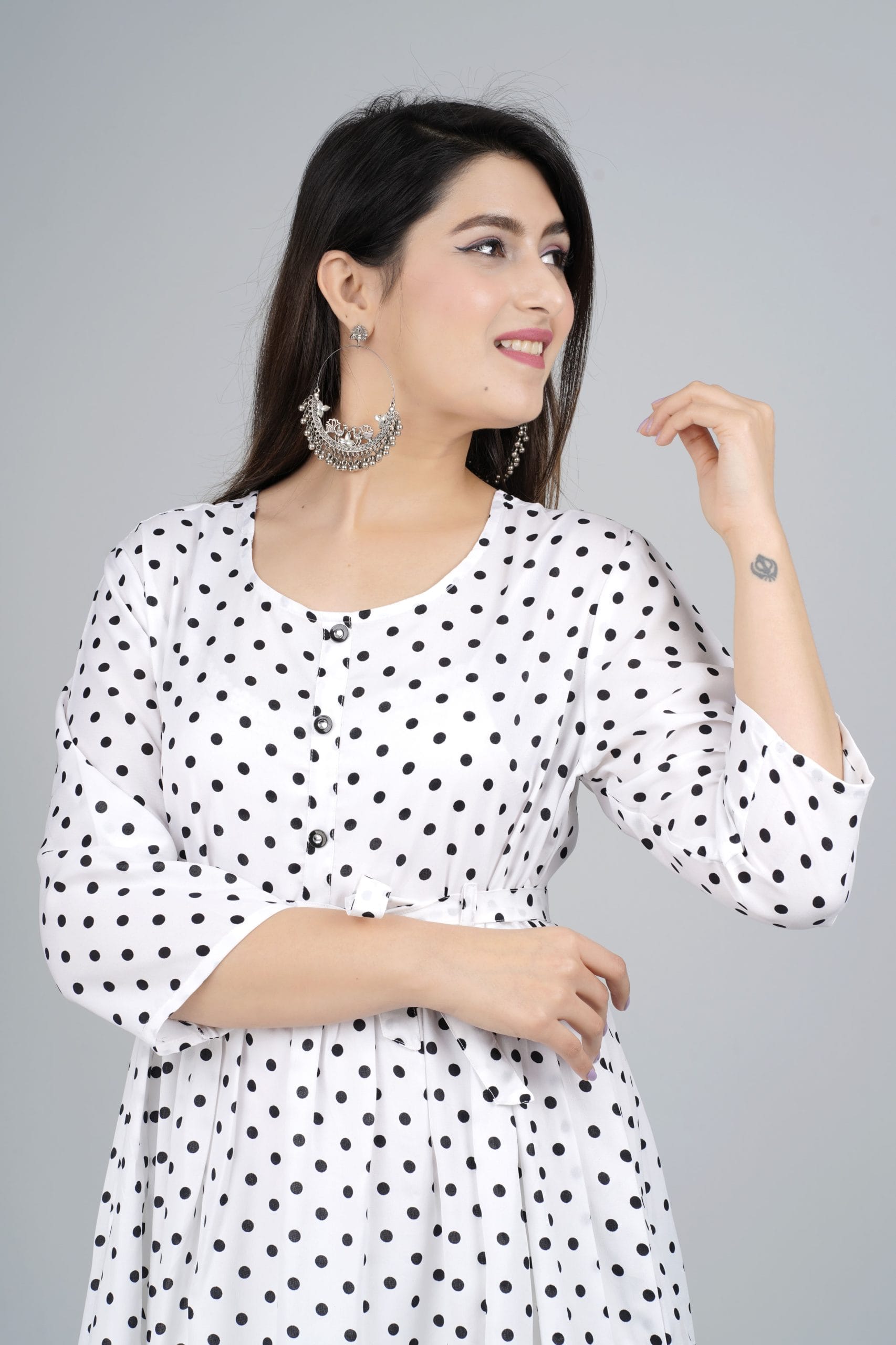 Avira White Belted Anarkali Kurti - View 3