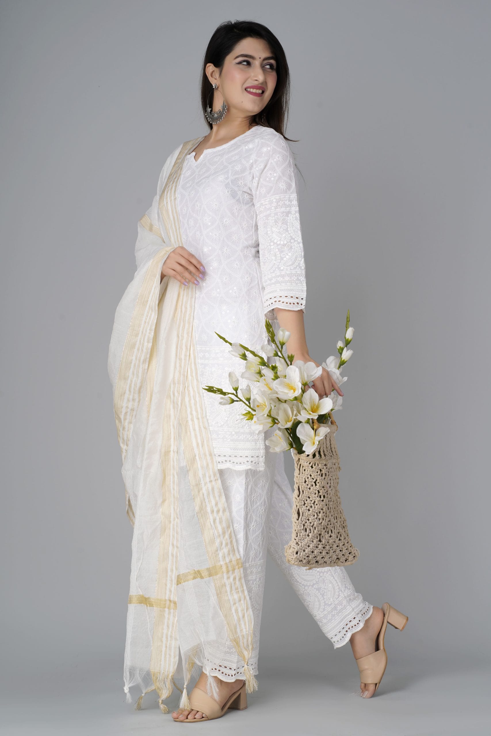 Nira Chikankari Kurti Pant & Dupatta Set - View 5