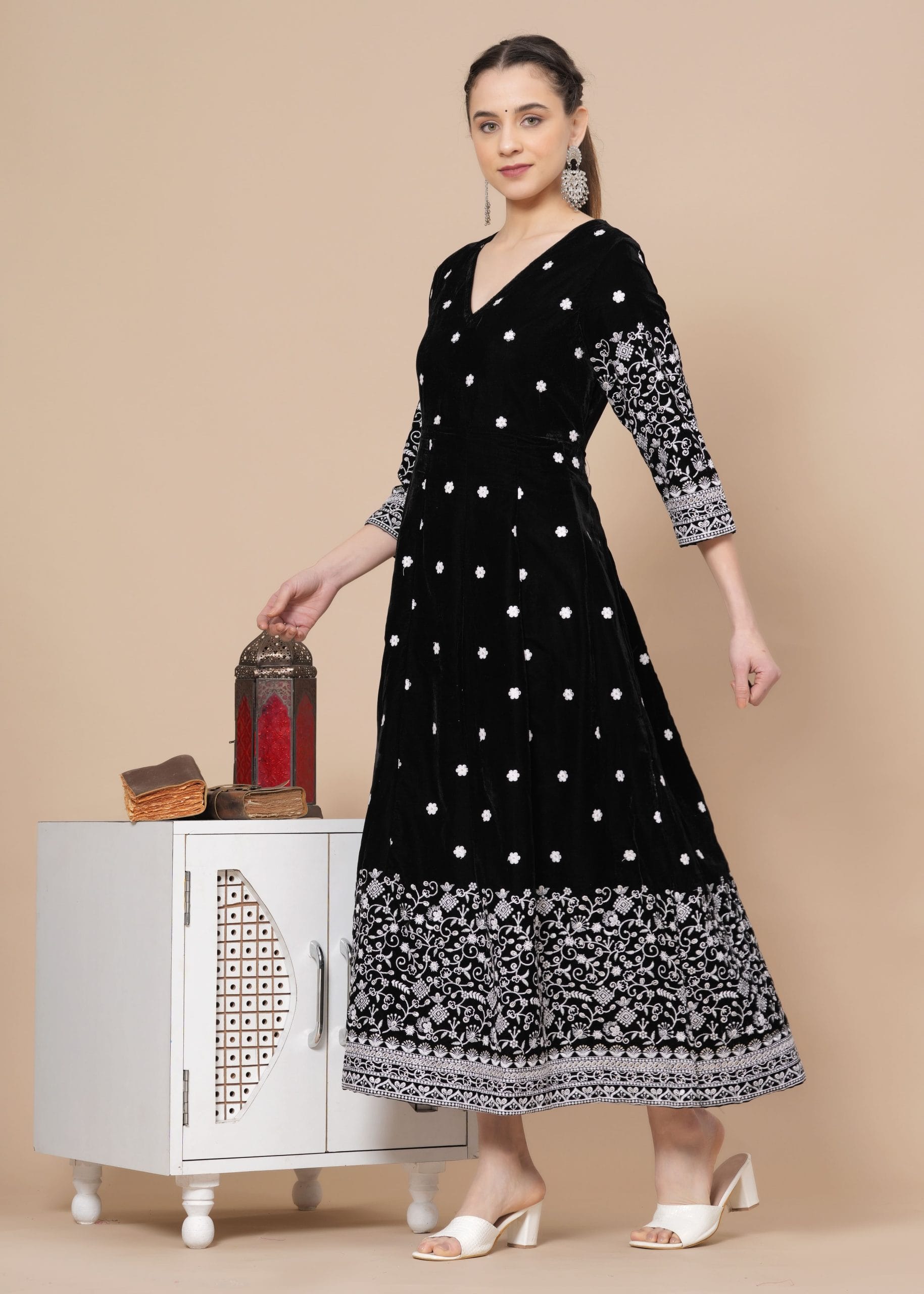 “Velora” Velvet Black Anarkali Kurta - View 4