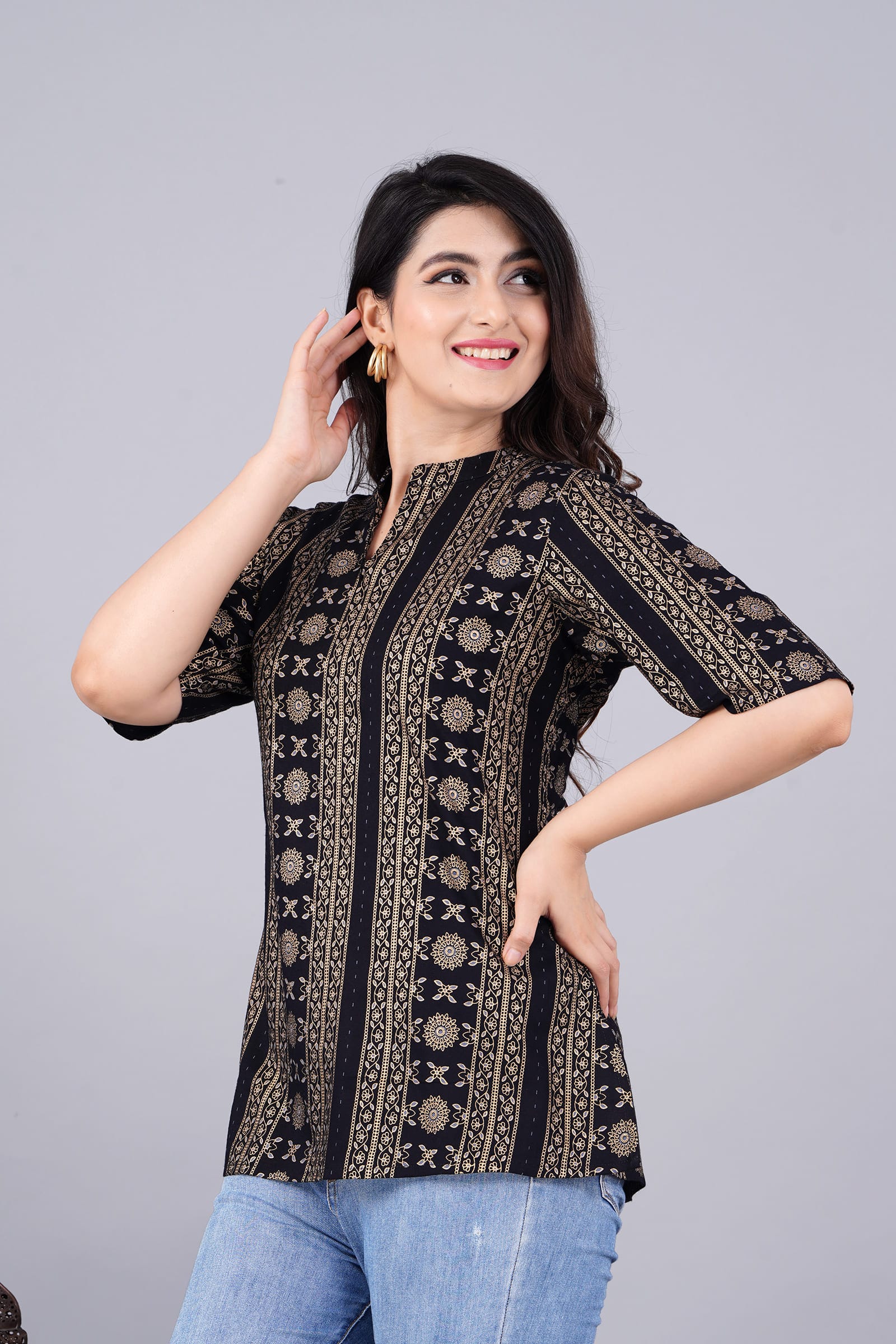 Noir Printed Cotton Black Tunic Top - View 3