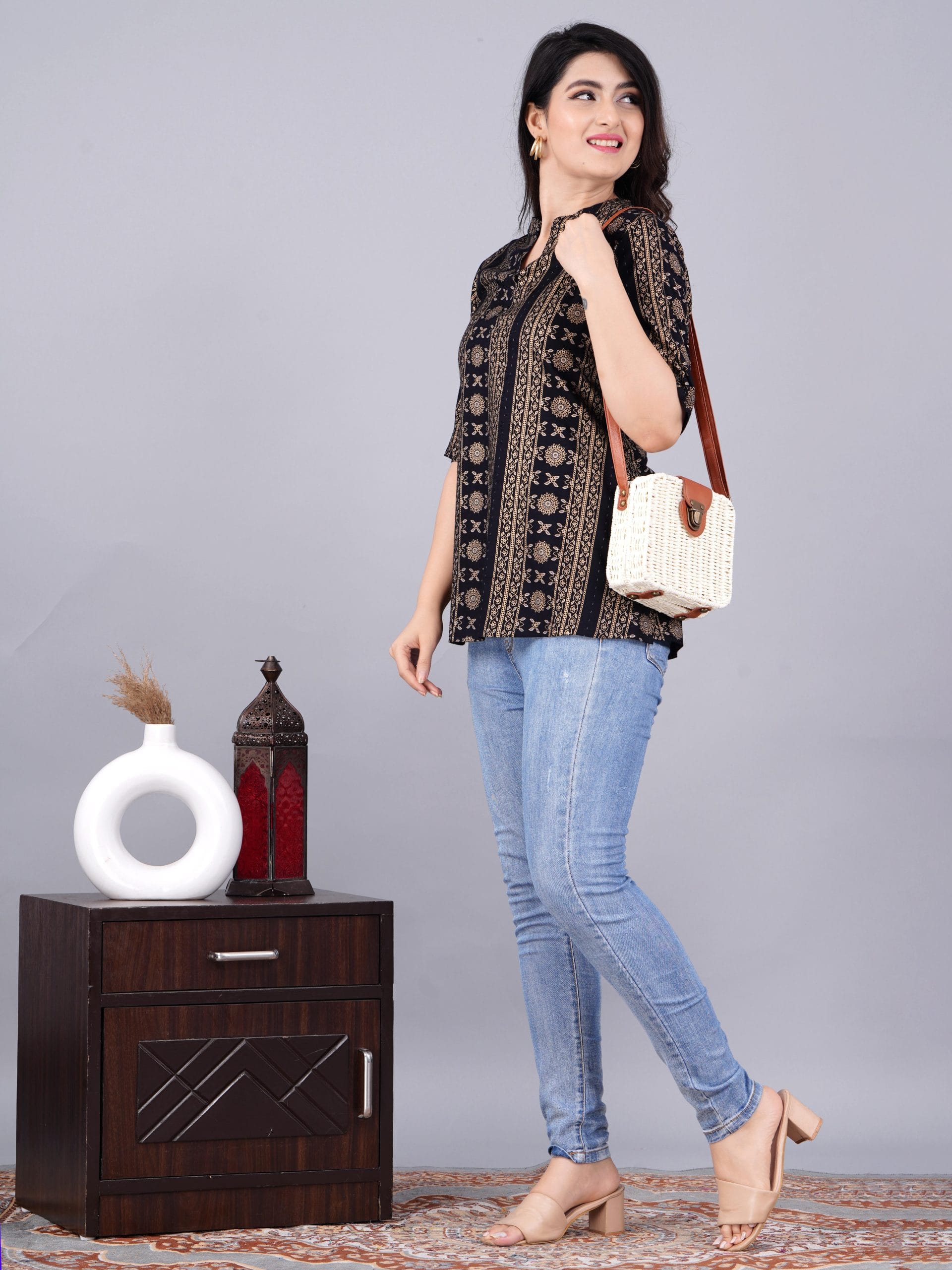 Noir Printed Cotton Black Tunic Top - View 5