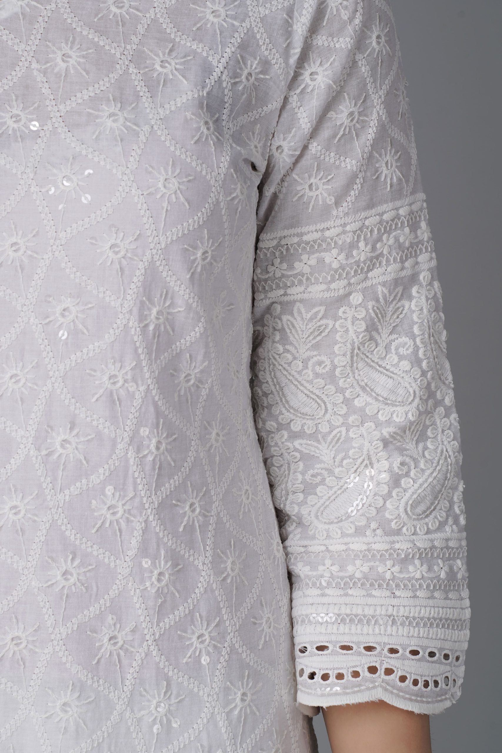 Women's White Chikankari Kurti Pant Set - View 3